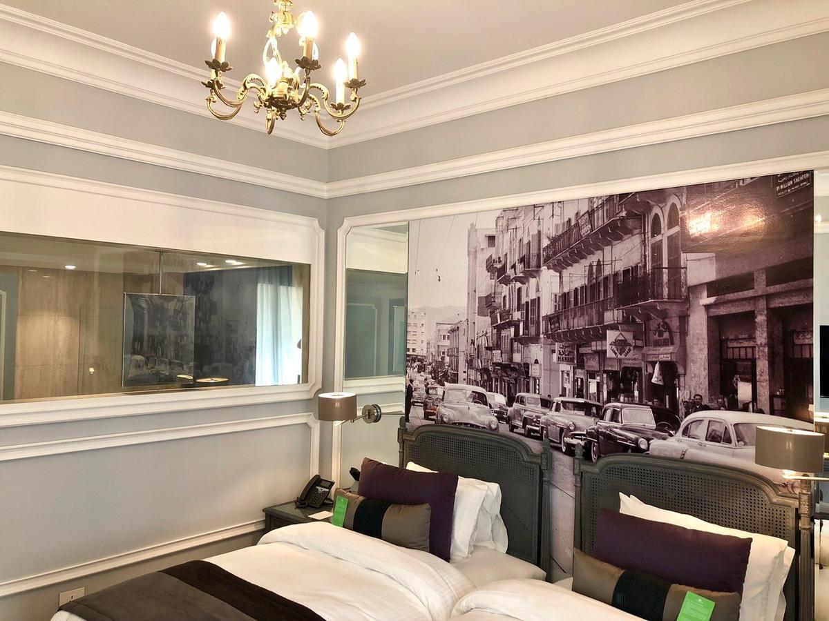 Le Bristol Hotel Beiroet Buitenkant foto