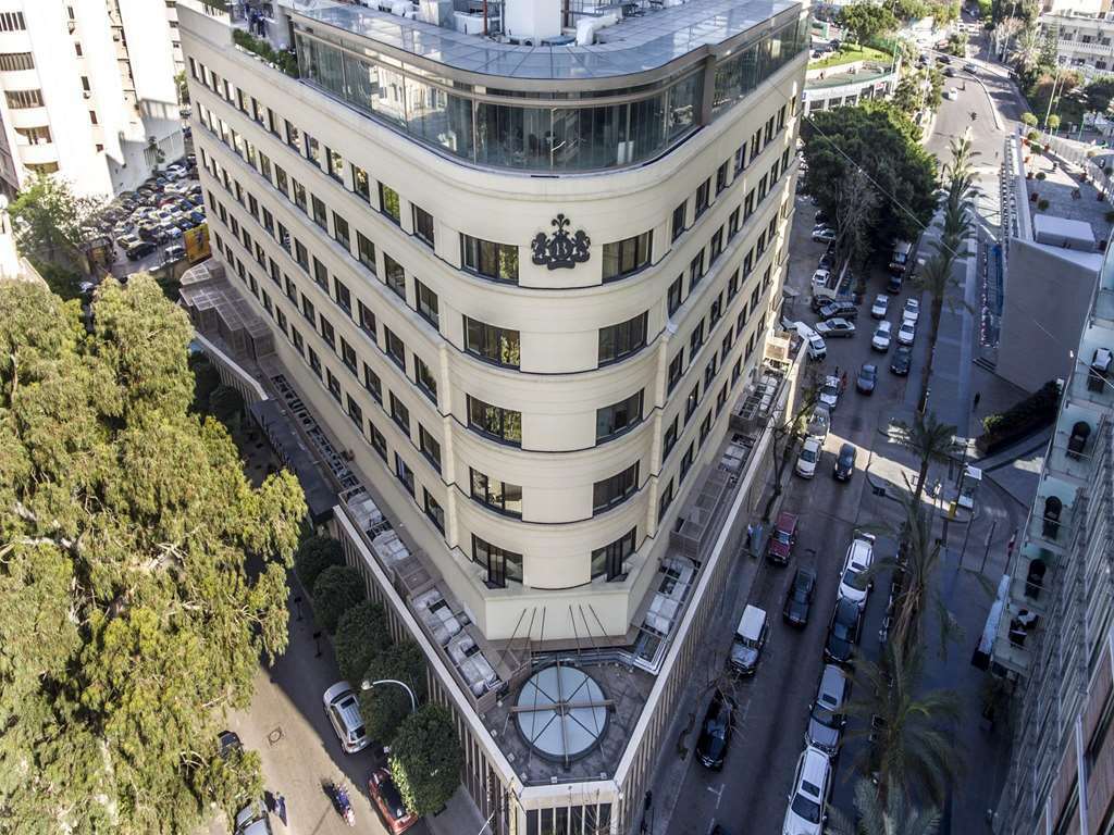 Le Bristol Hotel Beiroet Buitenkant foto
